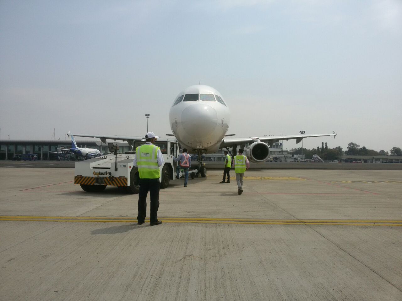 airport-ground-handling-services-silver-jubilee-traveller-limited